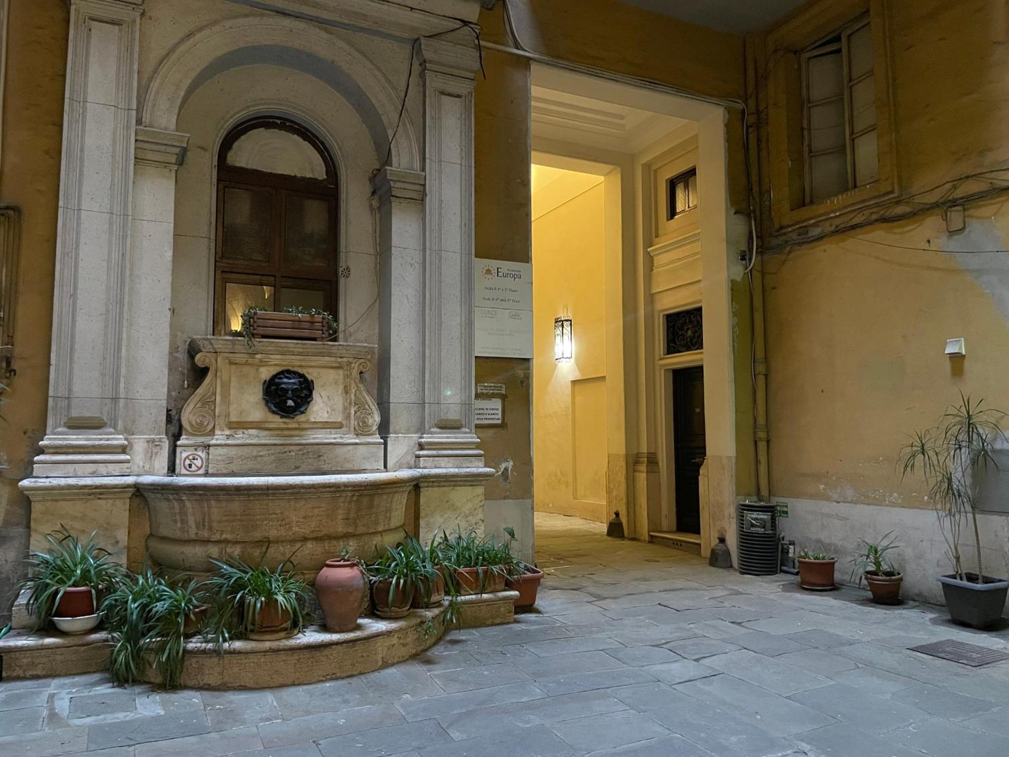 Bed & Breakfast Rch Roman Central House Exteriér fotografie